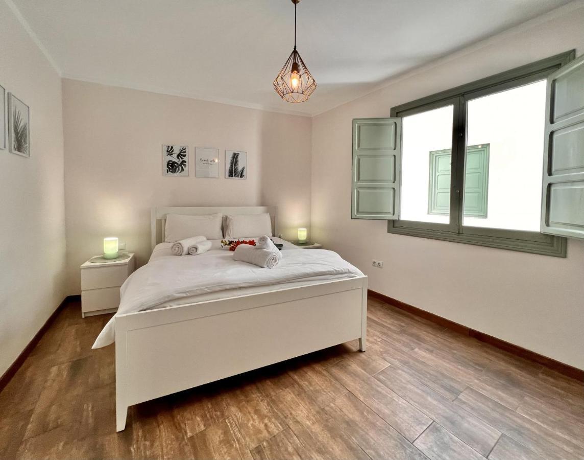 Downtown Apartment By United Renters Аликанте Экстерьер фото